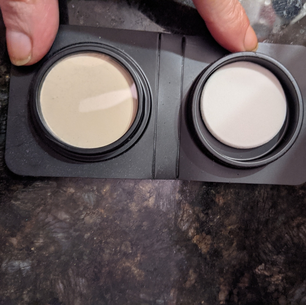 It cosmetics Bye Bye pores